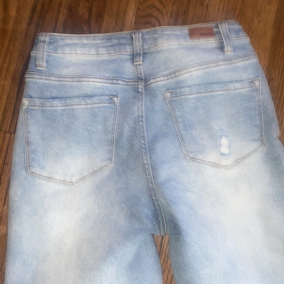 High rise straight leg - Picture 5 of 8